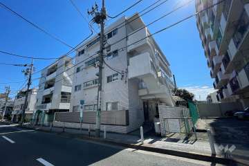 ベルハイム九品仏A棟の外観（北西側から）