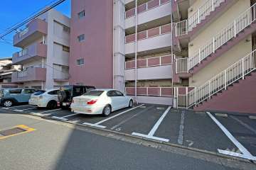 敷地内駐車場（屋外平面式）