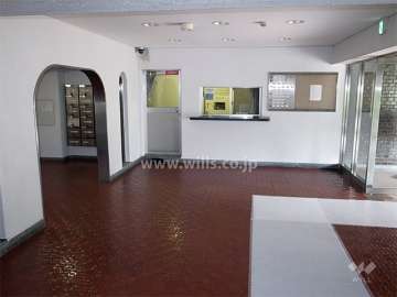 エントランスホール