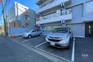 敷地内駐車場（屋外平面式）