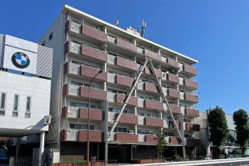 日商岩井田園調布マンションの外観（南西側から）