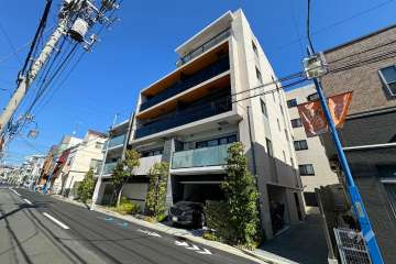 ピアース自由が丘レジデンスの外観（南西側から）