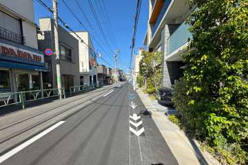 敷地南西側の前面道路