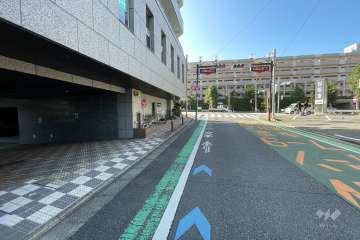 駐車場の出入り口