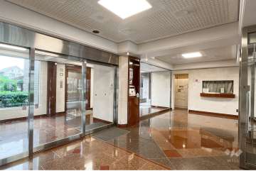 エントランスホール