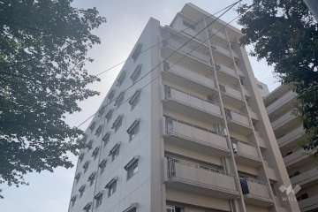 日商岩井自由が丘マンションの外観（北西側から）