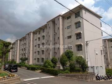 中山五月台住宅3号棟の外観（北西側から）