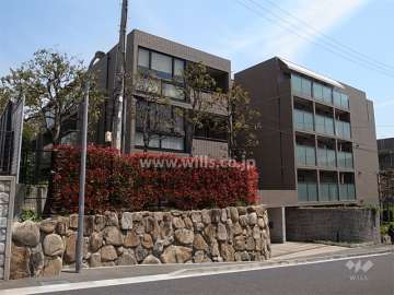 パレロワイヤル芦屋アトリウムの外観（北西側から）