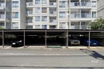 敷地内駐車場（屋内平面式）