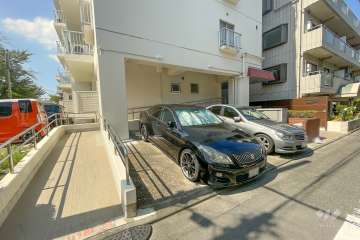 敷地内駐車場（屋外平面式）