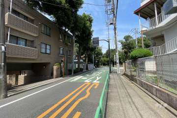 敷地北側の前面道路　　