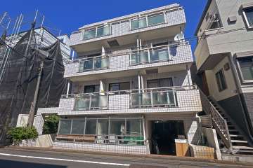 ハイシティ三軒茶屋第1の外観（南東側から）