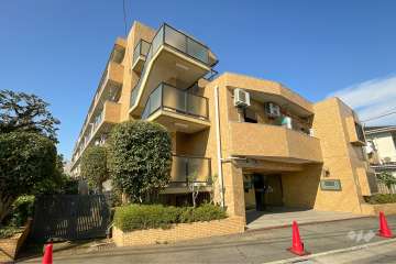 ライオンズマンション二子玉川園の外観（南東側から）