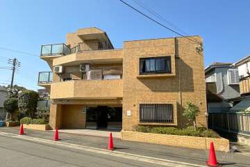 ライオンズマンション二子玉川園の外観（北東側から）