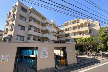 コスモ二子玉川の外観（北東側から）