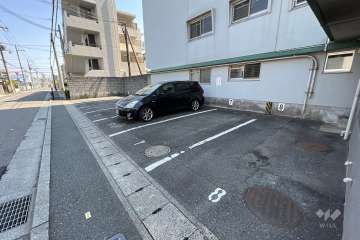 敷地内駐車場（屋外平面式）