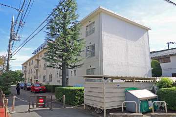 砧芙蓉ハイツの外観（西側から）