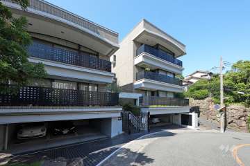 ラフィーヌ芦屋の外観（南西側から）