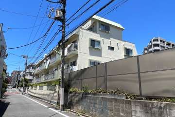パークサイド砧の外観(南側から)