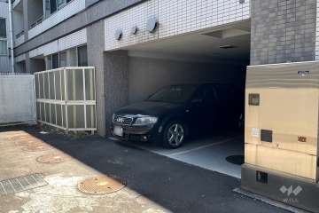 敷地内駐車場(屋内平面式)