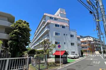 砧フラワーマンションの外観（南東側から）