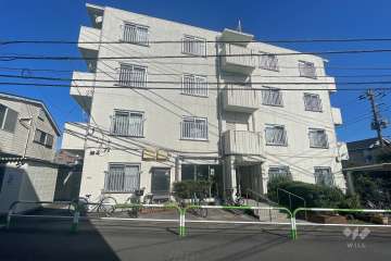 藤和砧コープの外観（南西側から）