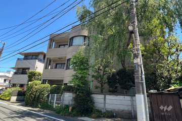 サーパス祖師谷大蔵の外観(南西側から)