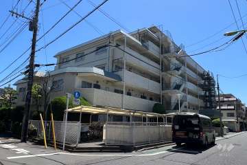 エンゼルハイム祖師ヶ谷大蔵の外観(北西側から)