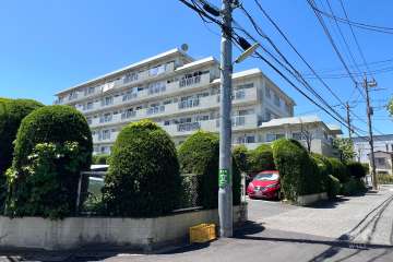 エンゼルハイム祖師ヶ谷大蔵の外観(北東側から)