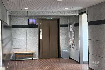 共用エレベーター