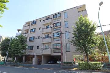 クリオ砧公園壱番館の外観（北西側から）