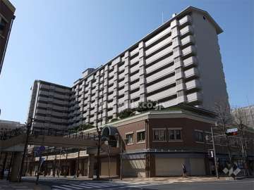 ラポルテ西館の外観（北東側から）