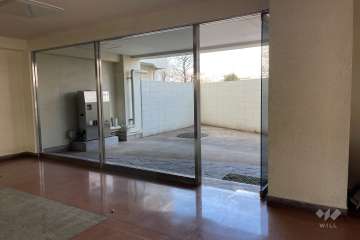 エントランスホール