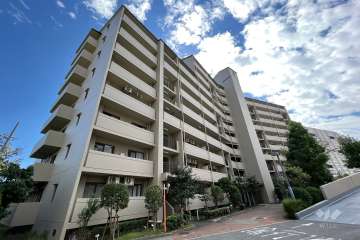 ラヴェール芦屋の外観（北東側から）