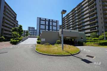駐車場の出入り口
