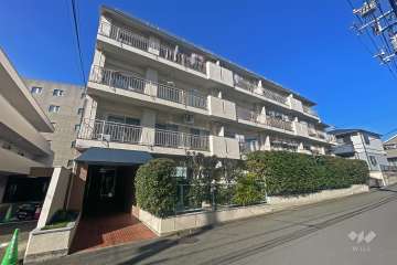 ラトゥール砧の外観（南東側から）