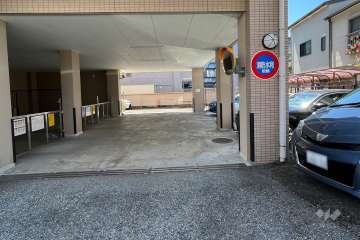 敷地内駐車場(屋内機械式・屋外平面式)