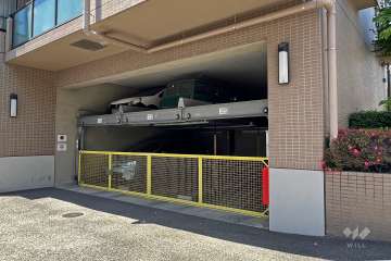 敷地内駐車場（屋内機械式）