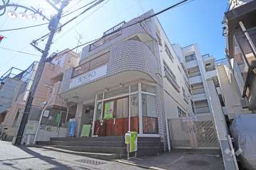 ヴェノス経堂の外観(東側から)