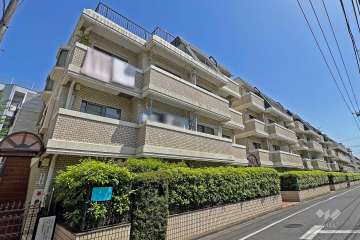 経堂ダイカンプラザ1の外観(西側から)