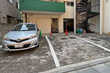 敷地内駐車場（屋外平面式）