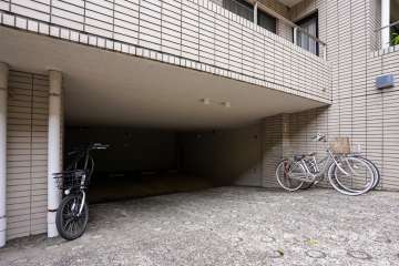 敷地内駐車場（屋内平面式）