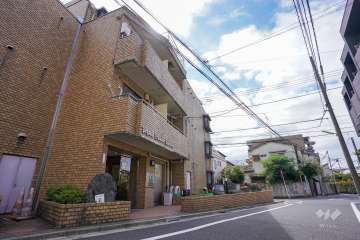 ペガサスマンション経堂の外観（北東側から）