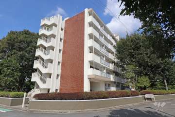 給田南住宅１号棟の外観（南西側から）