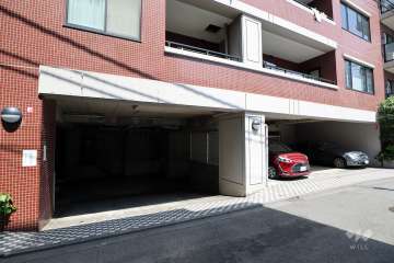 敷地内駐車場（屋内機械式）