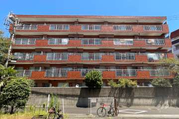 シャンボール二子玉川園の外観（南西側から）