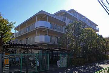 玉川スカイハイツの外観(北西側から)