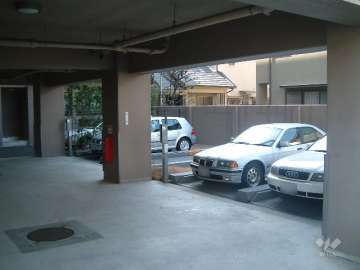 M3417893