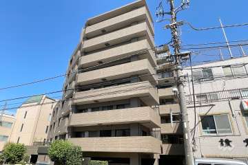 コスモ用賀の外観（南西側から）