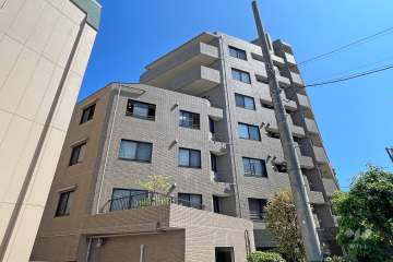 コスモ用賀の外観（北西側から）